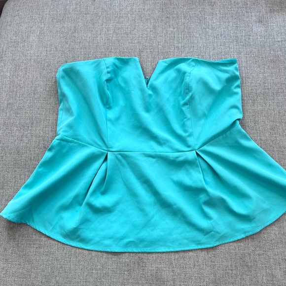 City Chic Tops - City Chic plus size Strapless Peplum Deep-V Tube Top